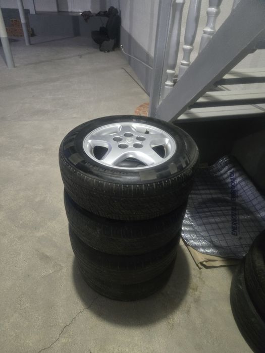 Nissan maxima diska balon sotiladi.