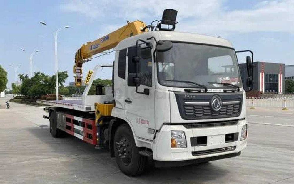 Эвакуатор Dongfeng C180