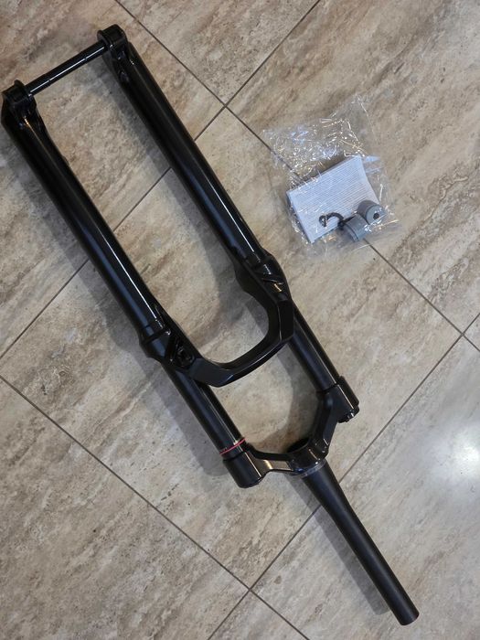 furca Suspensie RockShox Lyrik R 29-150mm Boost Tapered