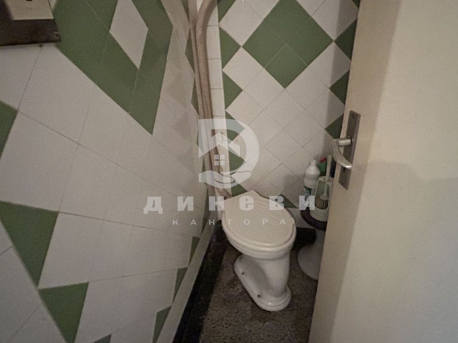 Продава се Четиристаен апартамент в Стара Загора, Три чучура - юг - 74 кв.м за 1026 €/кв.м - Снимка #8