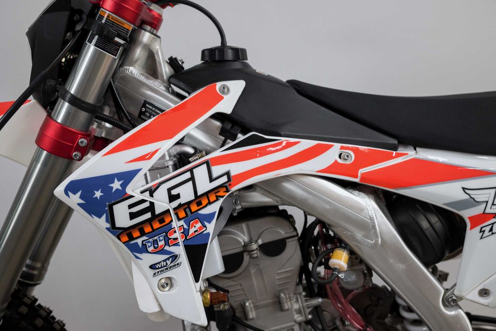 Мотоцикл EGL Harbin 300