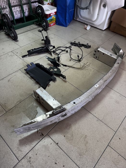 Части за BMW G22/G23/G26 - Фарове/Стопове/Броня/Капак/Калник