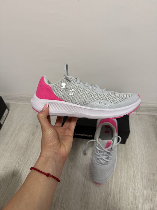 Дамски маратонки Under Armour