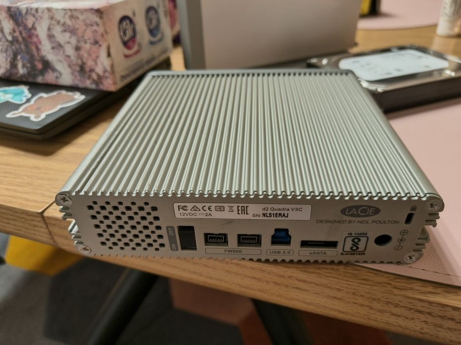 Case hdd extern Lacie d2 quadra v3c fara hdd