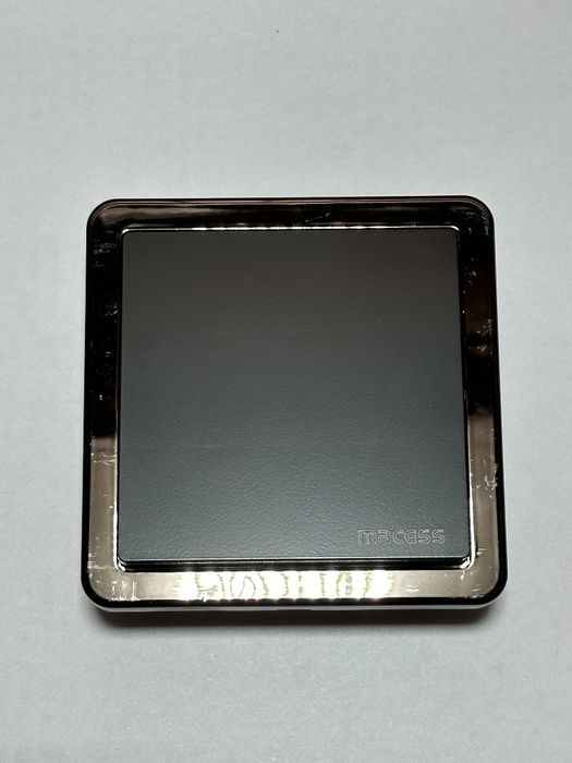 Выключатели и розетки для дома и офиса