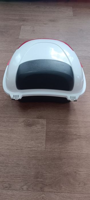 Багажник для мотоцикла скутера.