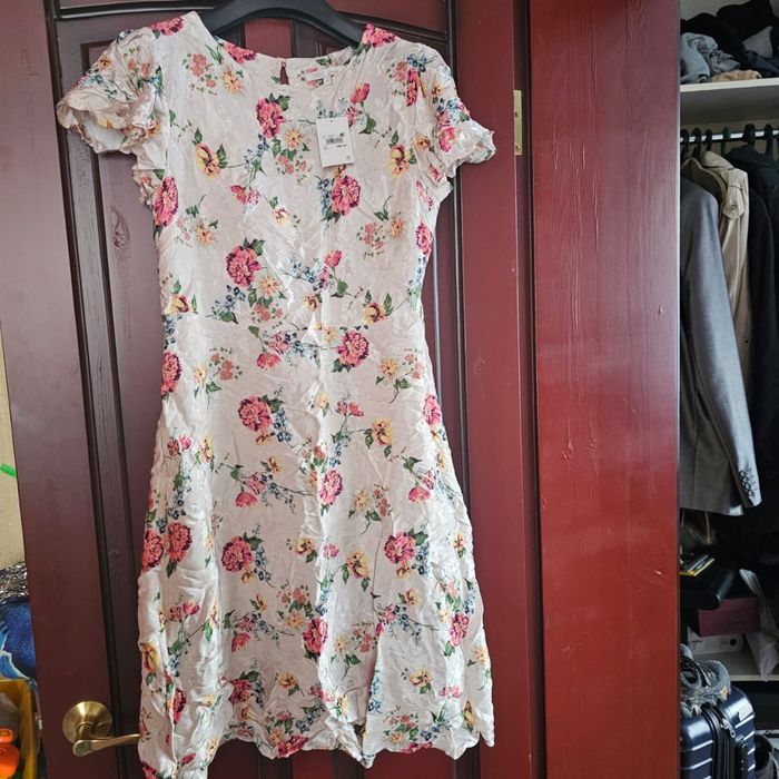 Распродажа новой одежды