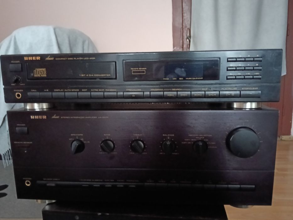 Vând Amplificator  și  Boxe