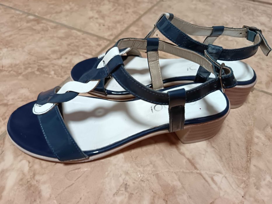 Sandale noi. Prego. Nr 36