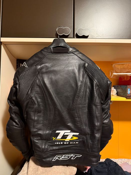 Яке за мотор RST TT Isle of man