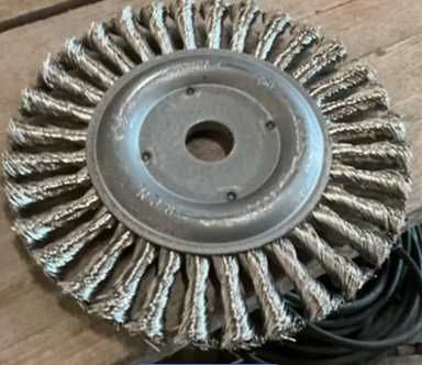 Presa  atelier ,dispozitive de indoit teava si perii sarma