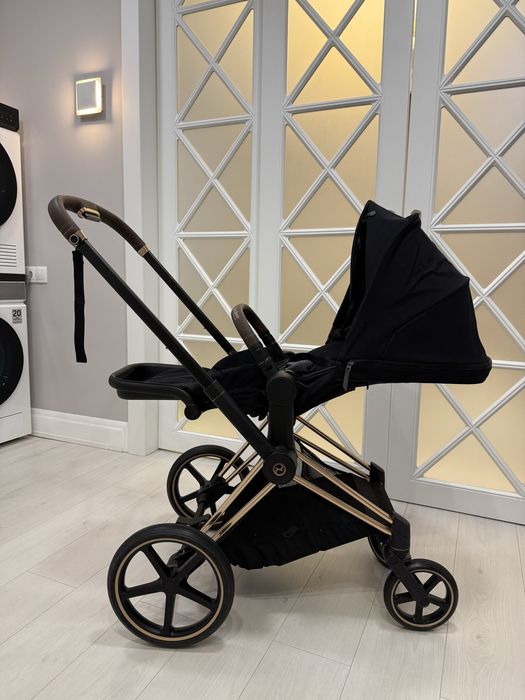 Продается коляска Cybex
