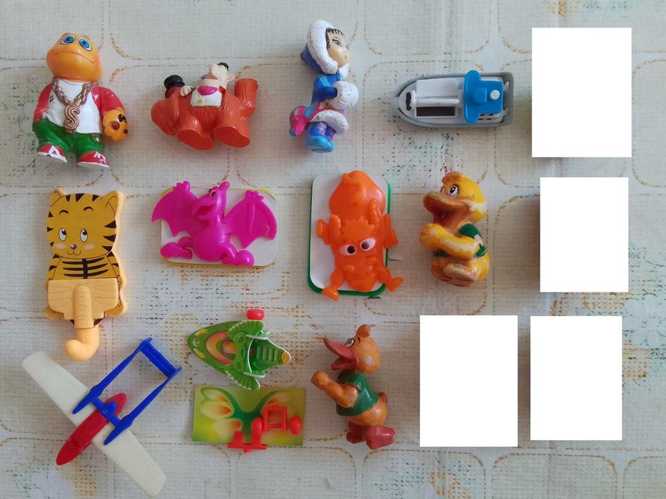 Игрушки киндер, машинки