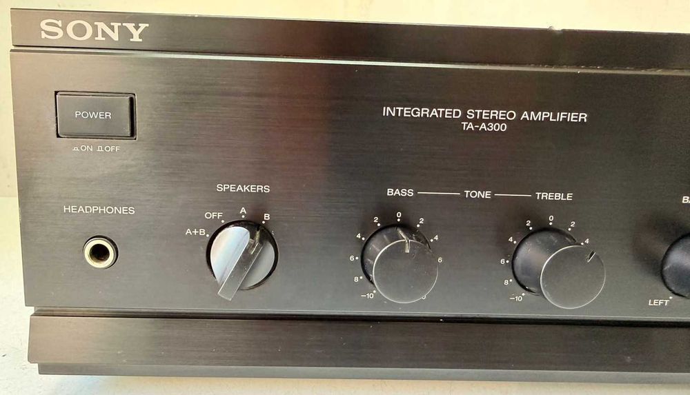 Sony TA A 300 – Amplificator – Stereo – Statie amplificare 135W