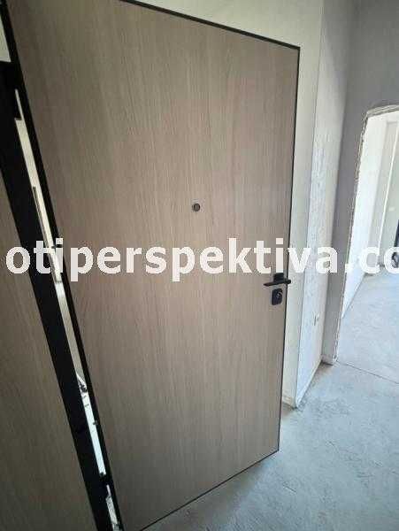 Продава се Тристаен апартамент в Пловдив, Тракия - 100 кв.м за 1499 €/кв.м - Снимка #4