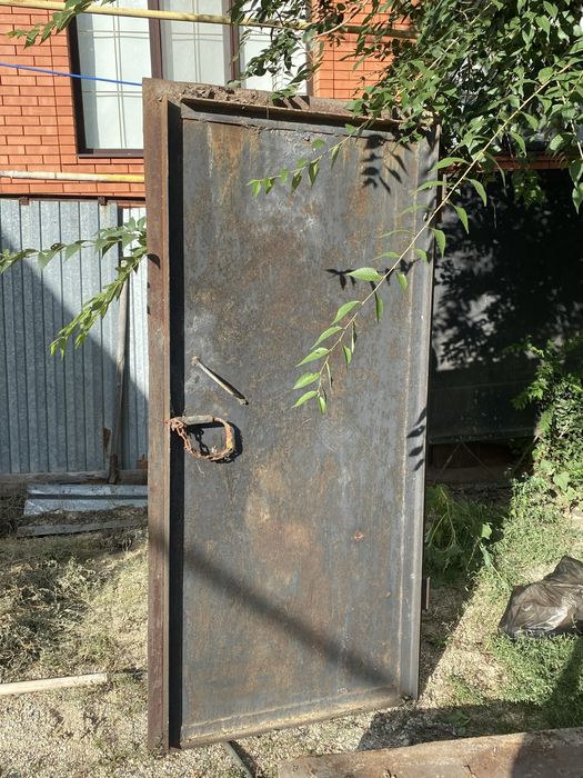 Продам ворота с калиткой