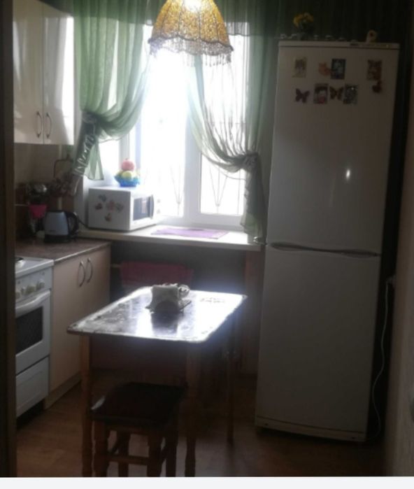 Продам двухкомнатную  .