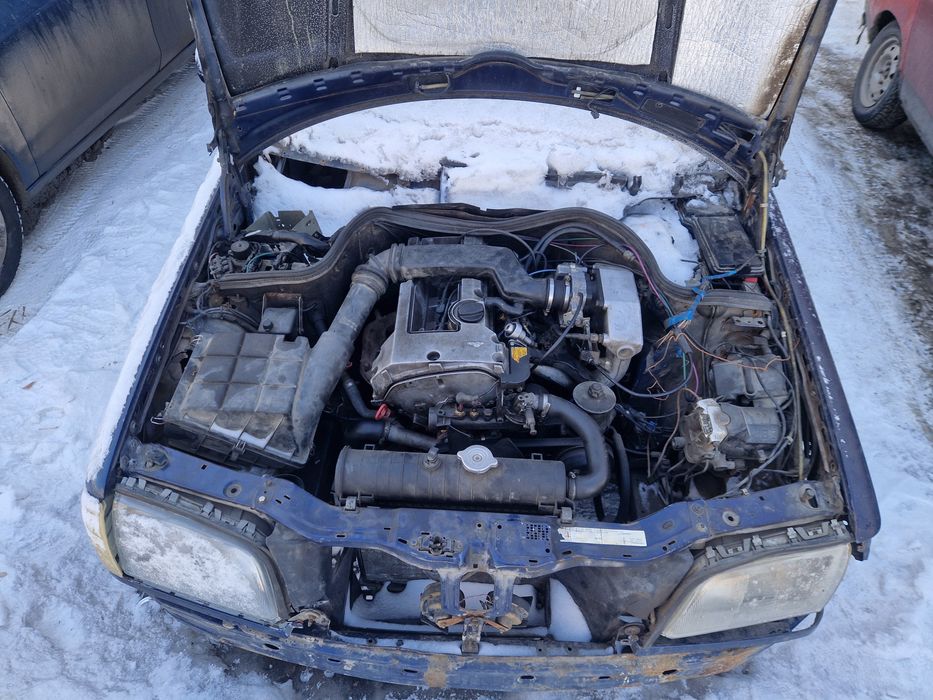 Продам мерседес C200