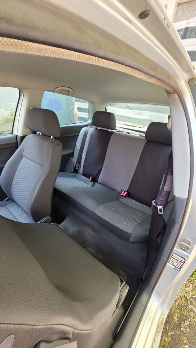 Dezmembrez polo 2002