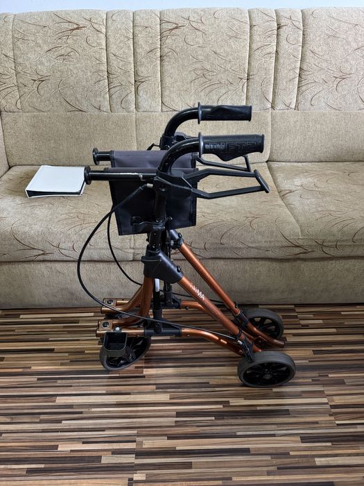 Cadru medical deplasare batrani dizabilitati