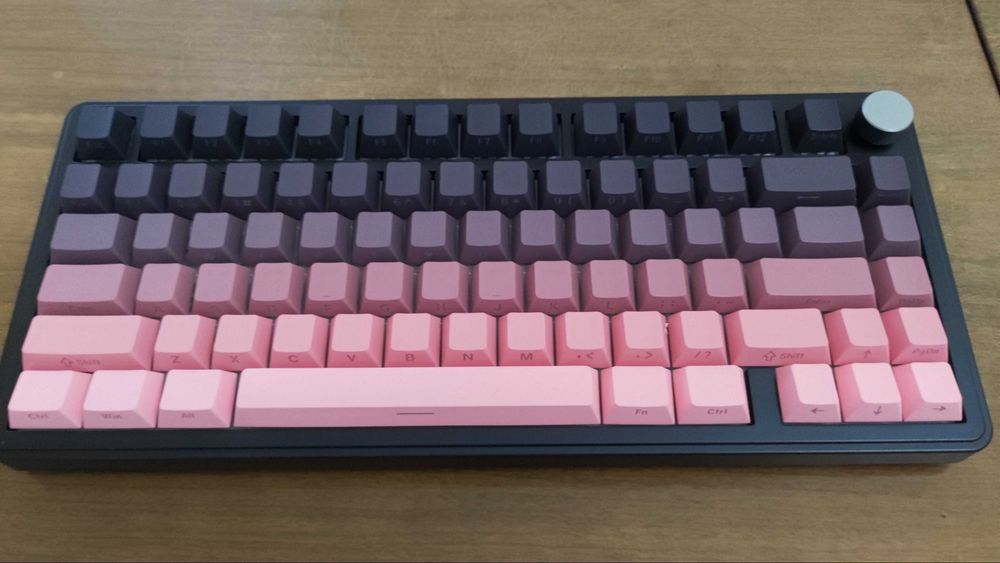 Продается беспроводная клавиатура Attack Shark X85