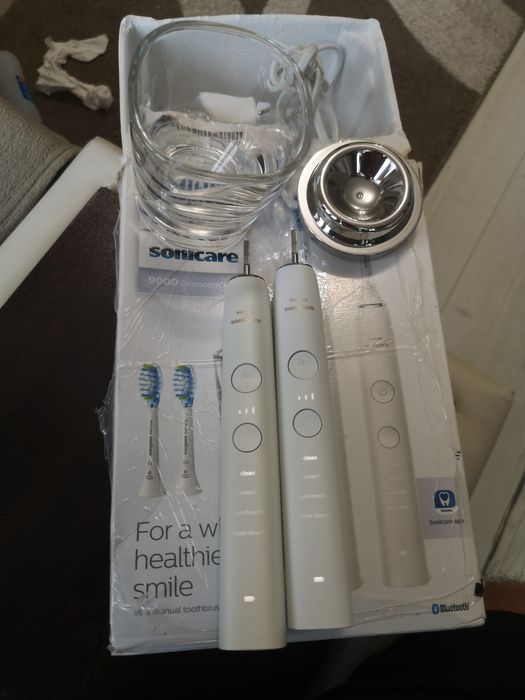 Електрически четки Philips Sonicare DiamondClean 9000