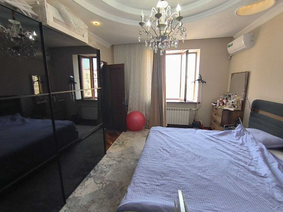 Sotiladi - Parkentskiy Golden House 3 xonalik kvartira 2 liniya