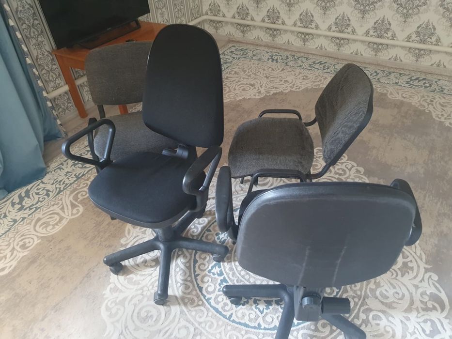Продается кресла офисные