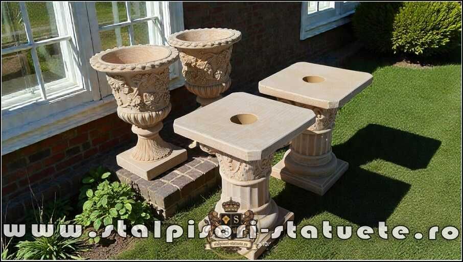 Set vază cu soclu, galben patinat, model V1-S6.