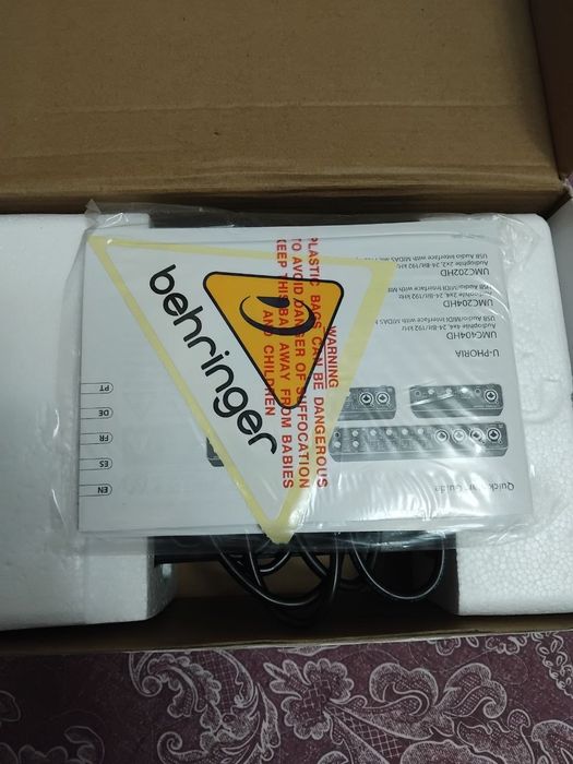 Продаётся звуковая карта Behinger