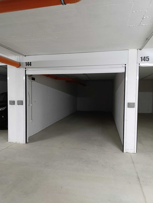 Дава се под наем Гараж / Паркомясто в София, Люлин 5 - 29 кв.м за 169.32 € - Снимка #1