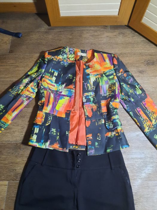 Костюм для женщин