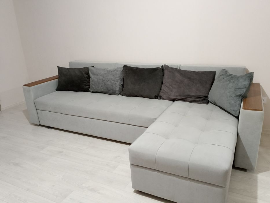 Продам диван срочно