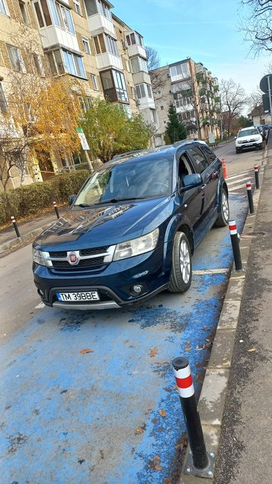 Vând Fiat Freemont 4×4