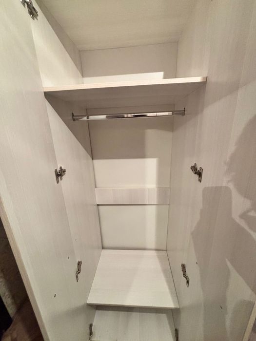 Продам небольшой шкаф