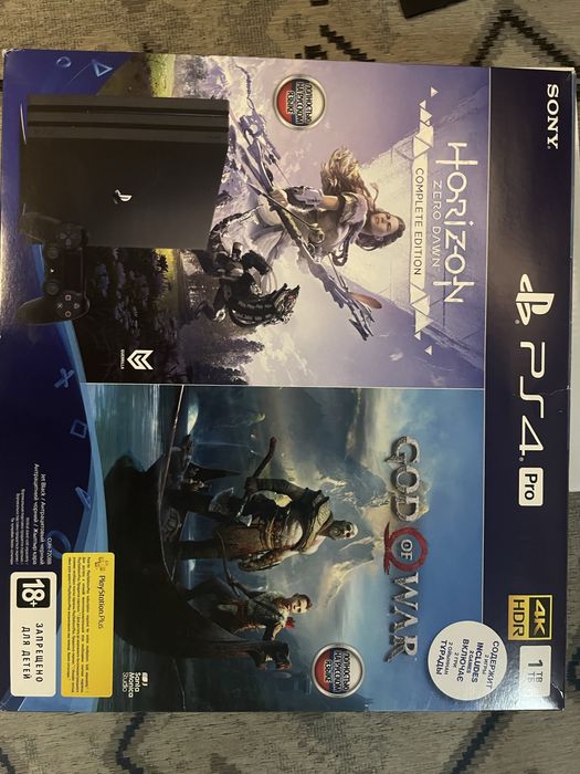 Плейстейшен 4 про на 1 тб + 2 джостика+Horizon