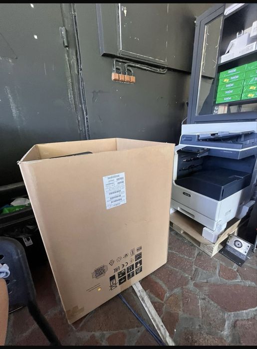 Принтер Xerox VersaLink C7120 MFP (серия C7100)