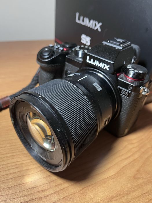 Lumix S5