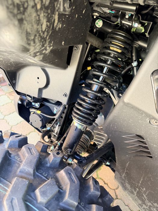 Vand CFMoto 850cm3, ca NOU, garantie inca 4 ani si jumatate,