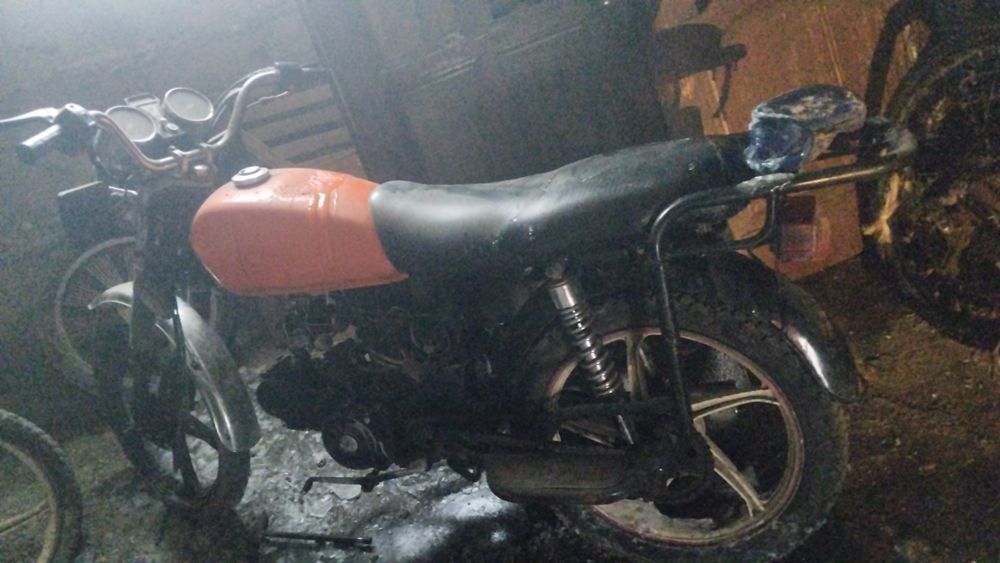 мотоцикл рейсер не на ходу