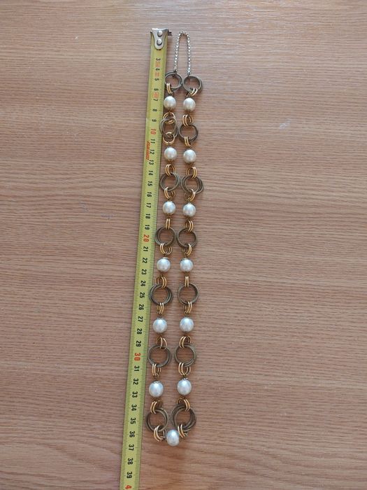 Colier cu perle si inele din metal