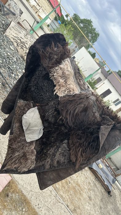 Продаю натуральный пальто (тон)