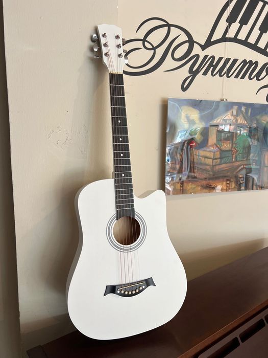 Акустическа китара (4/4) бяла