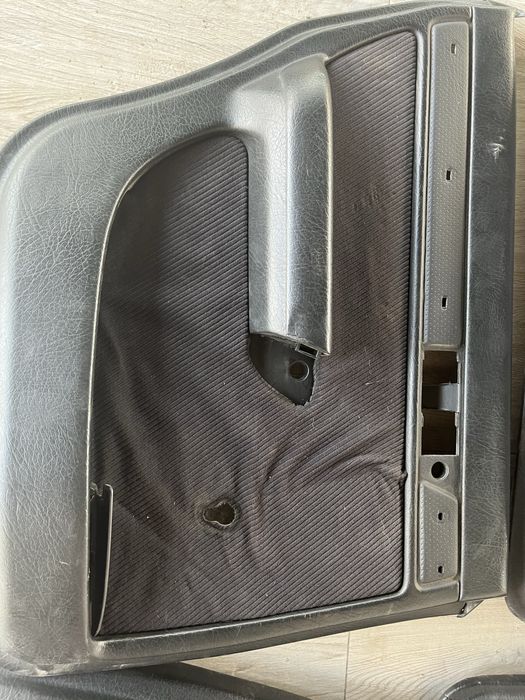 Дверные карты audi 100c4