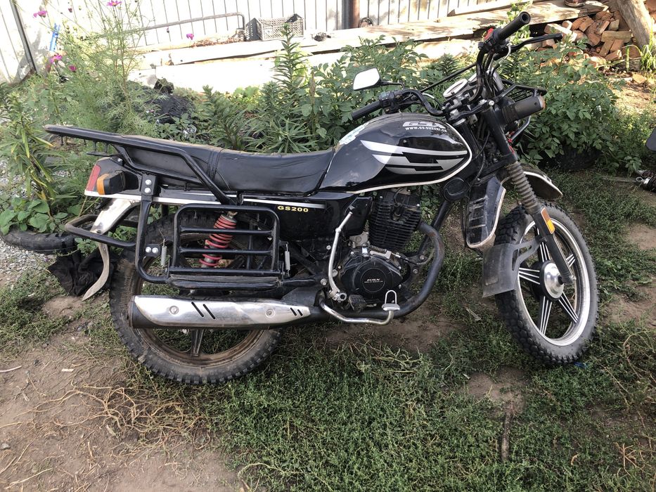 Продам мотоцикл 200куб