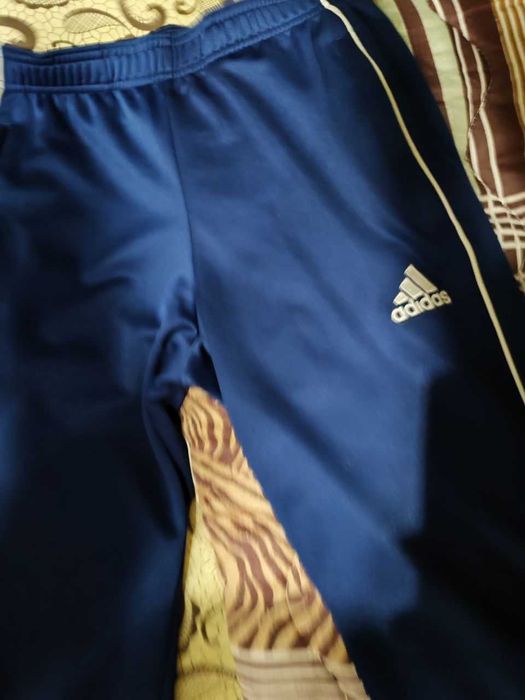 Adidas. Трико, спортивный одежда