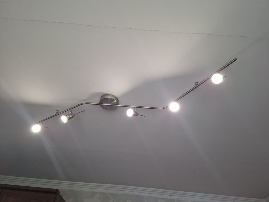 Продаю светильник  5 ламповый