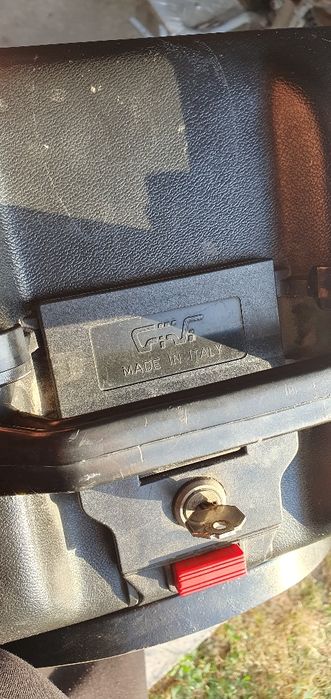 Top case givi monokey