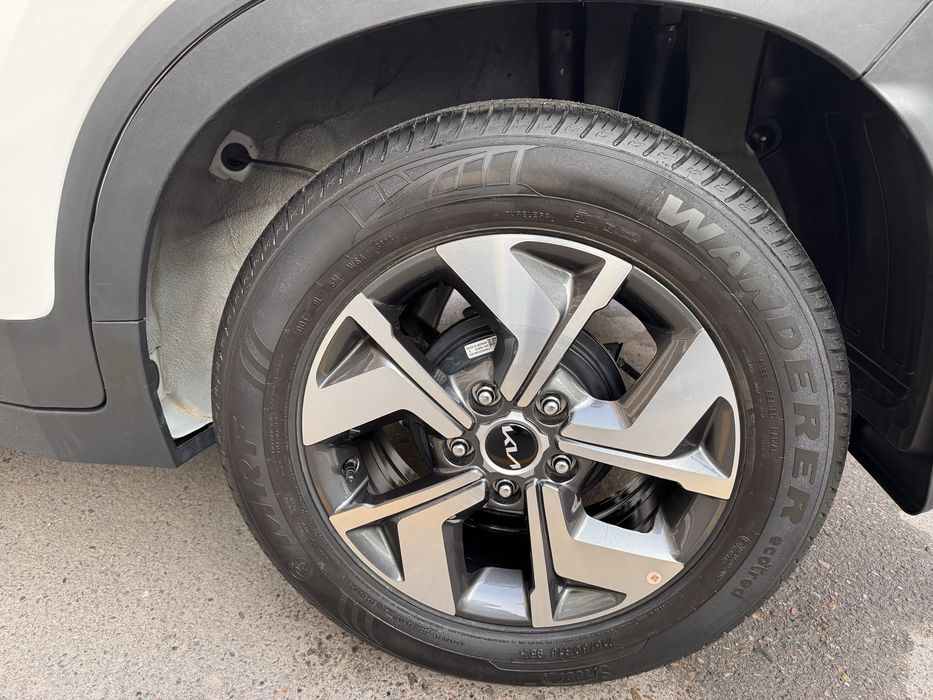 Kia Sonet full pozitsa 6000 km masla xolati 2024 Yil