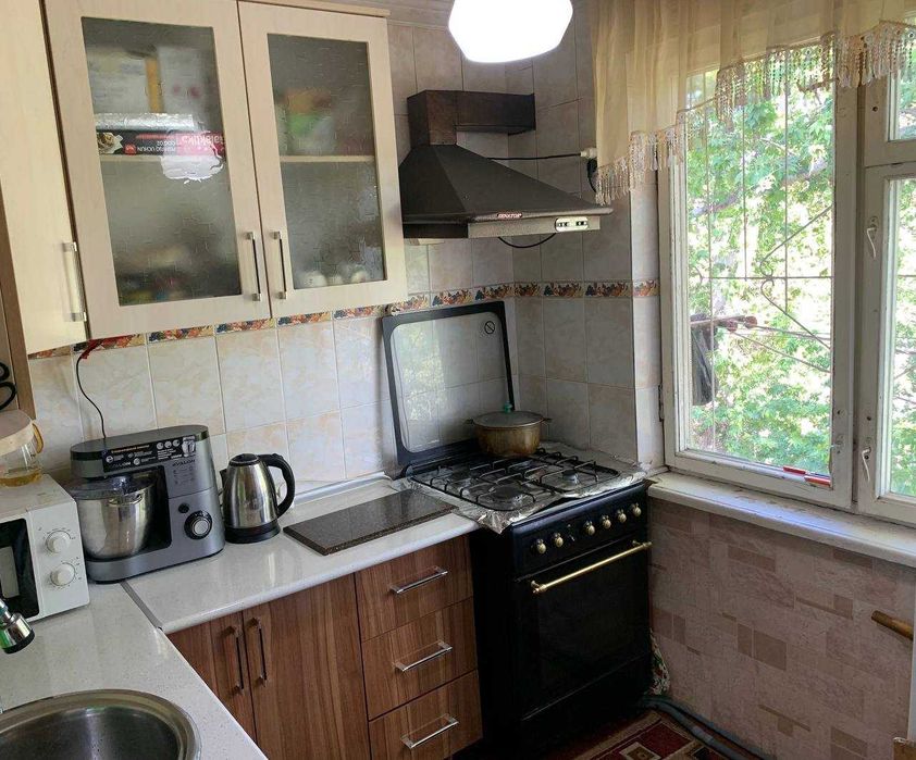 Срочна квартира сотилади